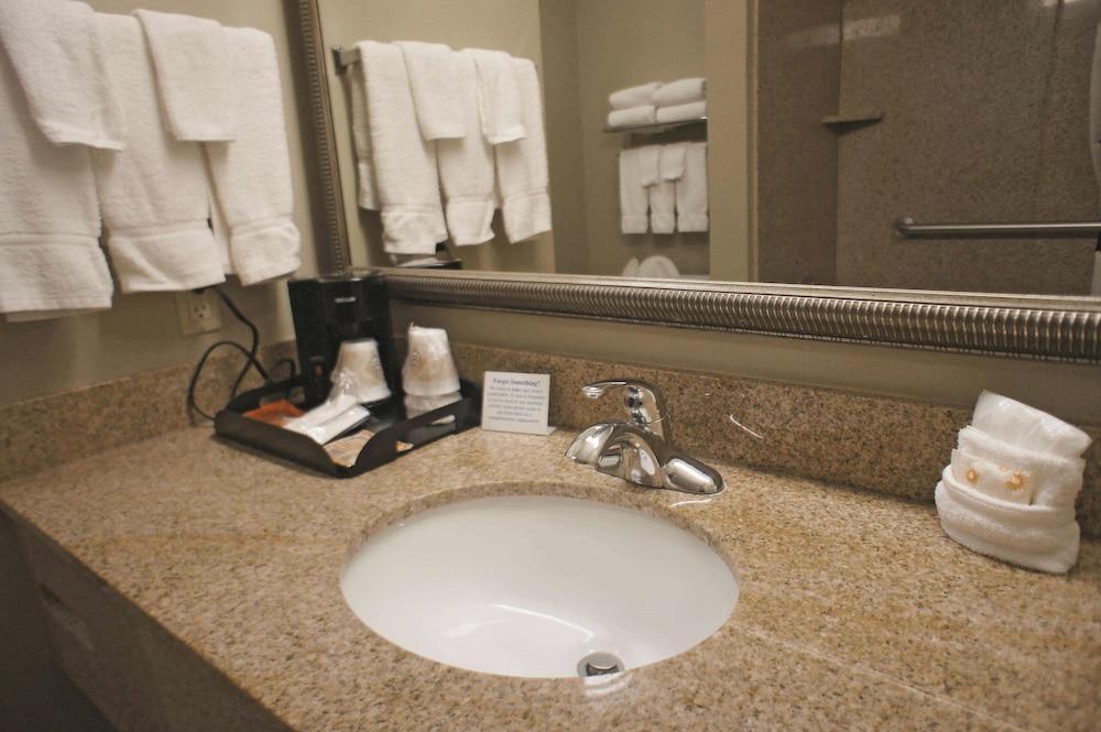 La Quinta Inn & Suites By Wyndham Broussard - Lafayette Area Exteriér fotografie
