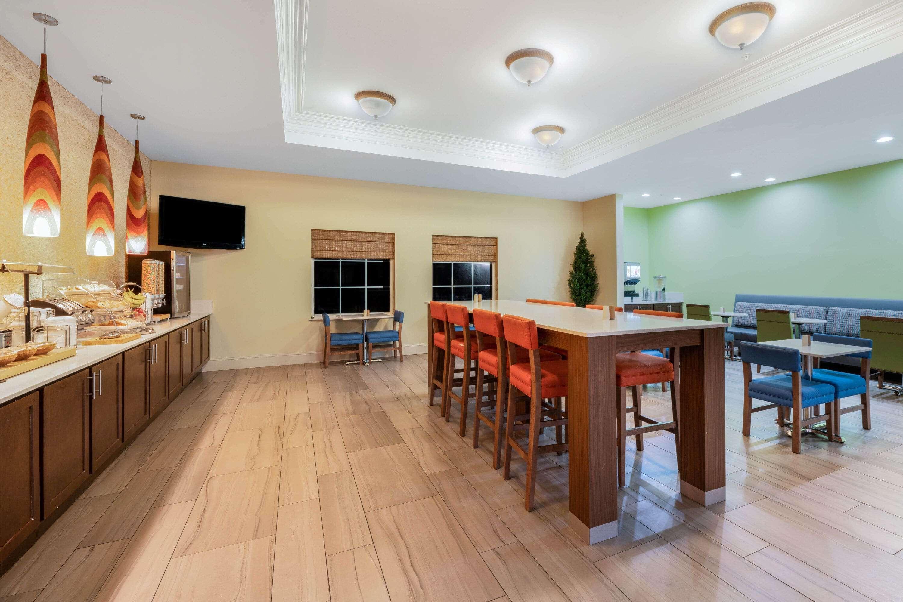 La Quinta Inn & Suites By Wyndham Broussard - Lafayette Area Exteriér fotografie
